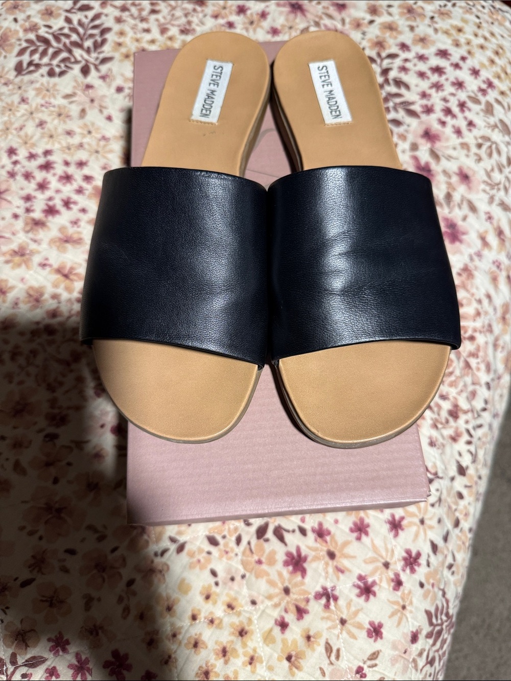 Steve Madden Kailey Black leather sandals